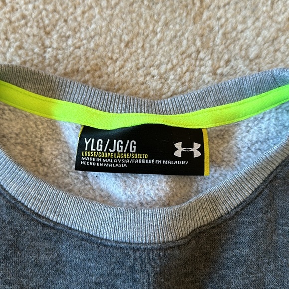 Under Armour crewneck sweatshirt with pockets - Picture 3 of 3